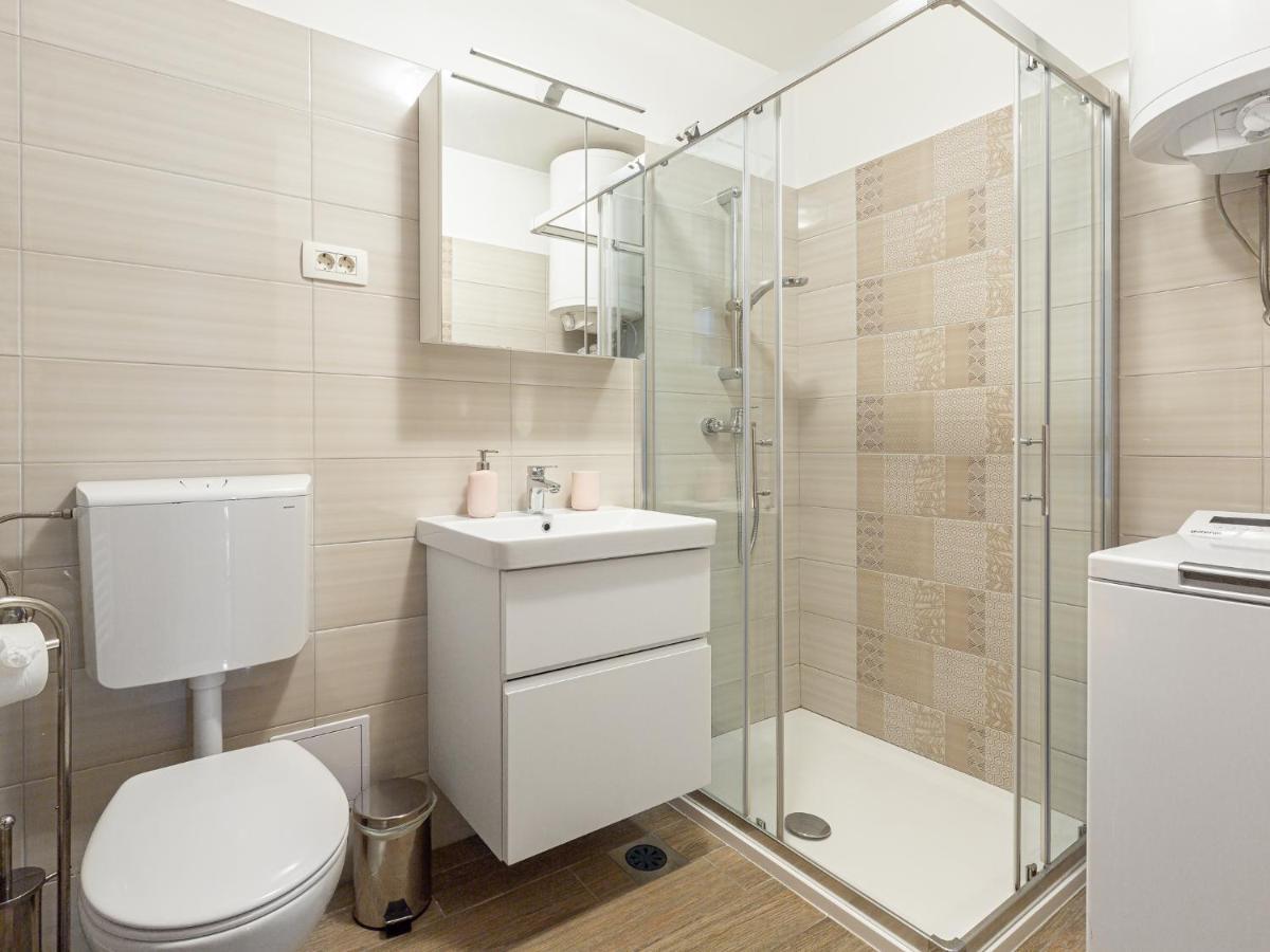 Apartma Vrtnica 5Th Floor Нова-Горица Экстерьер фото