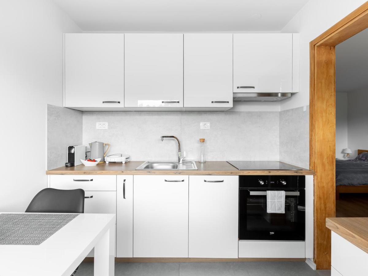 Apartma Vrtnica 5Th Floor Нова-Горица Экстерьер фото